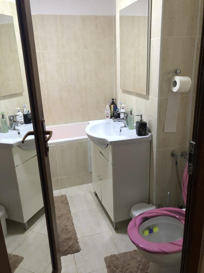 Отель Apartament Isabela Нэводари Экстерьер фото